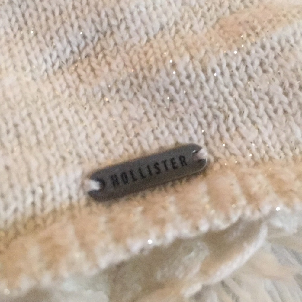 HOLLISTER LACE SWEATER - Picture 2 of 4